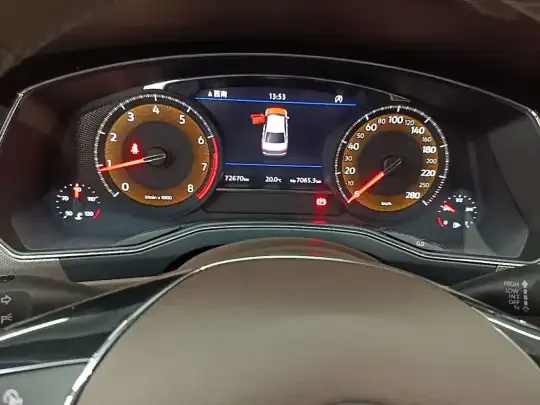 Volkswagen Phideon 2021 (72600 км)