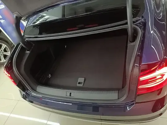 Volkswagen Phideon 2021 (72600 км)