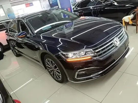Volkswagen Phideon 2021 (72600 км)