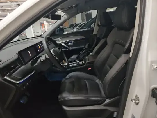 JETOUR X70 PLUS 2021 (70500 км)
