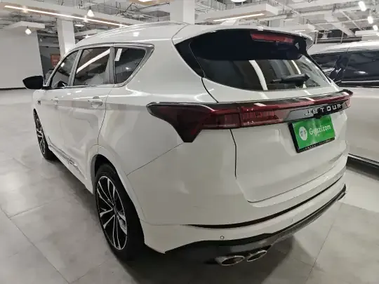 JETOUR X70 PLUS 2021 (70500 км)