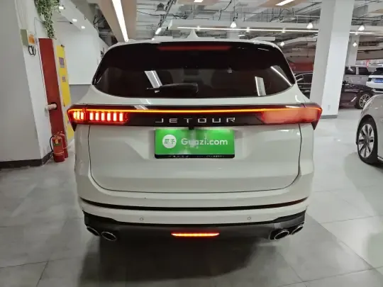JETOUR X70 PLUS 2021 (70500 км)