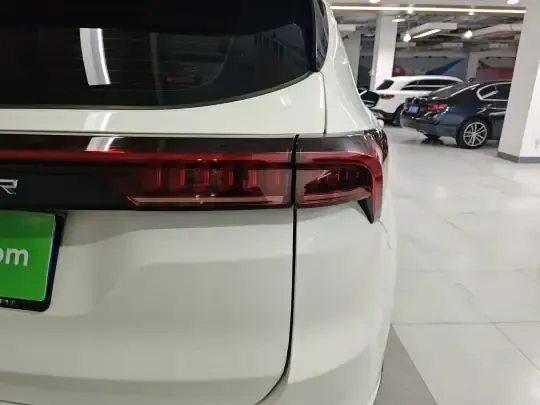 JETOUR X70 PLUS 2021 (70500 км)