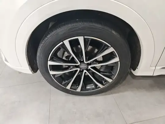 JETOUR X70 PLUS 2021 (70500 км)
