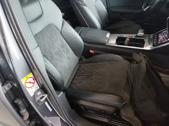 Audi A6L 2021 (61200 км)