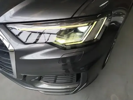 Audi A6L 2021 (61200 км)