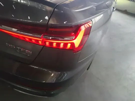 Audi A6L 2021 (61200 км)