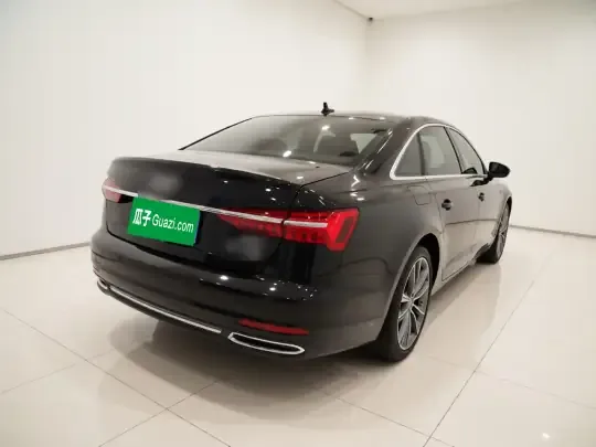 Audi A6L 2021 (35200 км)