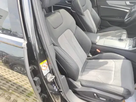 Audi A6L 2021 (53700 км)