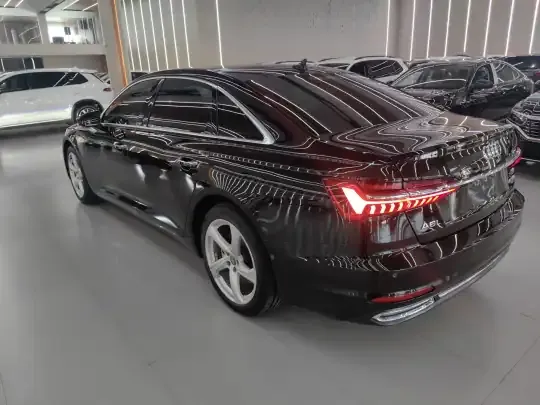 Audi A6L 2021 (45500 км)