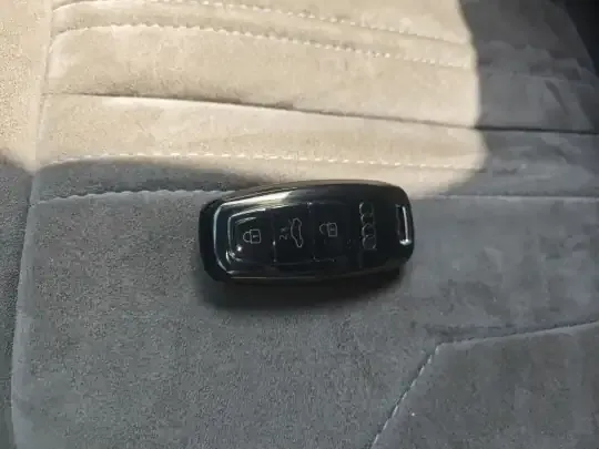 Audi A6L 2021 (105399 км)