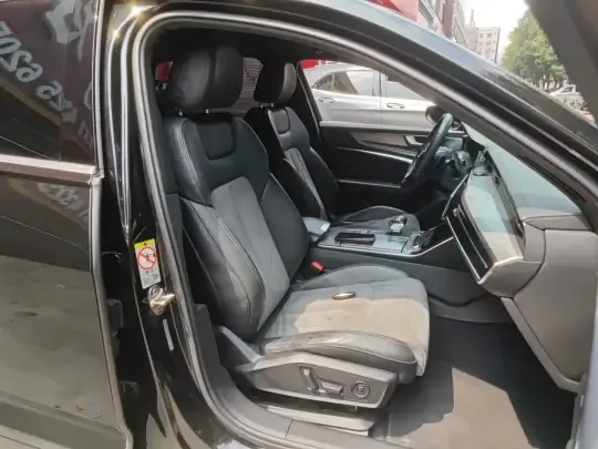 Audi A6L 2021 (105399 км)