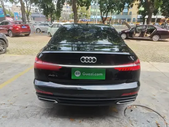 Audi A6L 2021 (105399 км)