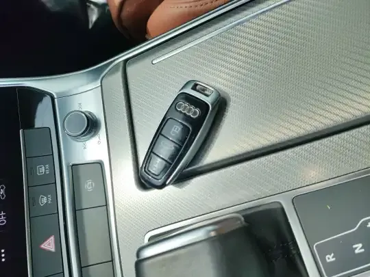 Audi A6L 2021 (43500 км)