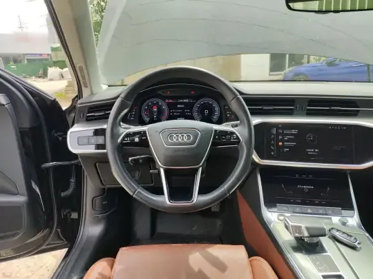 Audi A6L 2021 (43500 км)