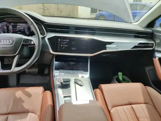 Audi A6L 2021 (43500 км)