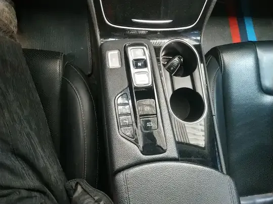 Hyundai Santa Fe 2020 (102400 км)