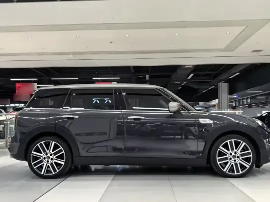 MINI Clubman 2021 (43100 км)