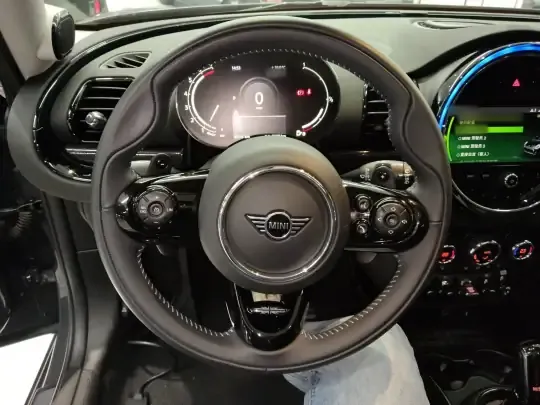 MINI Clubman 2021 (43100 км)