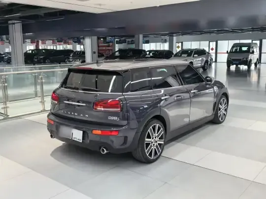 MINI Clubman 2021 (43100 км)