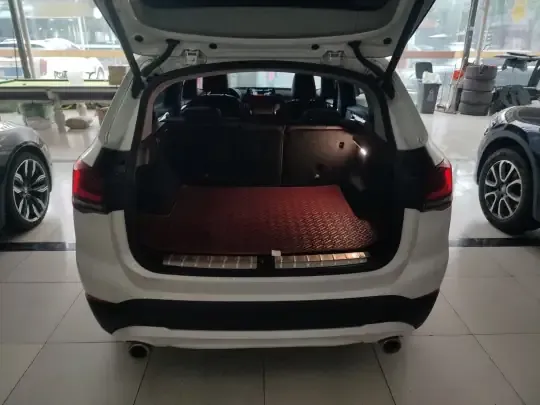 BMW X1 2021 (60800 км)