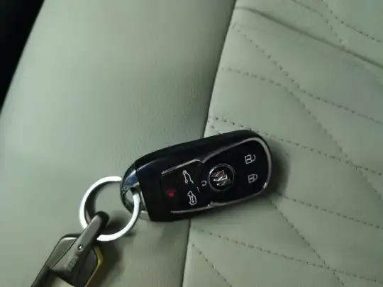 Buick GL8 2021 (110600 км)