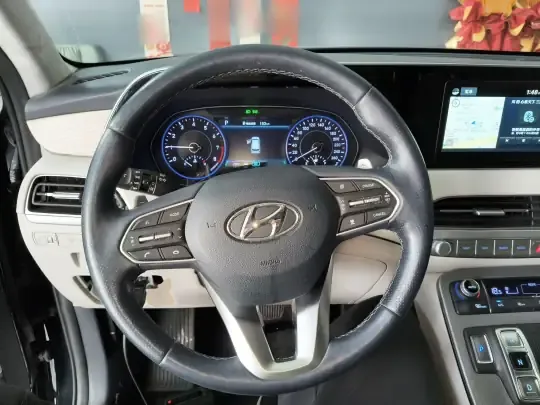Hyundai Palisade 2021 (32800 км)