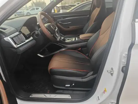 BYD Song PLUS 2020 (11800 км)