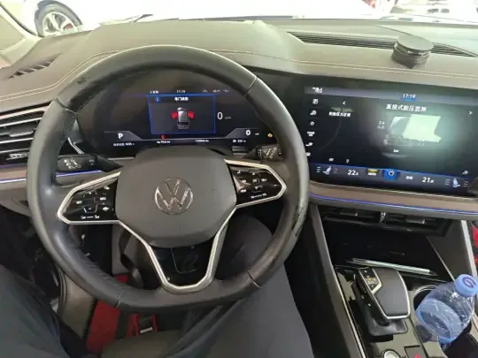 Volkswagen Touareg 2021 (155800 км)