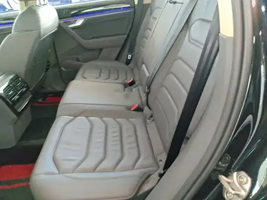 Volkswagen Touareg 2021 (155800 км)