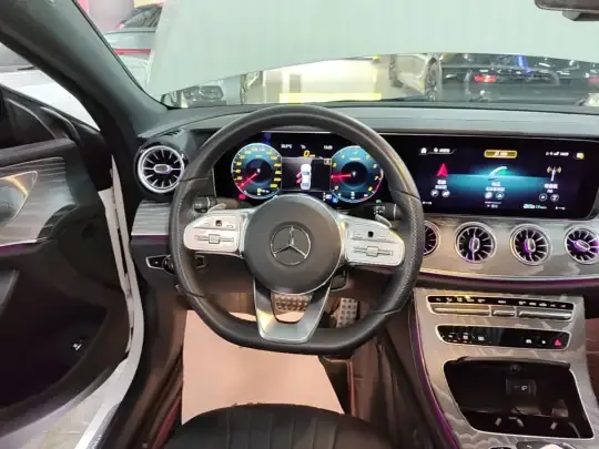 Mercedes-Benz CLS 2021 (43600 км)