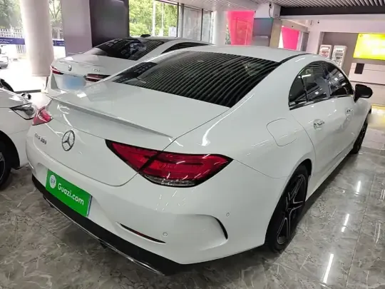 Mercedes-Benz CLS 2021 (43600 км)