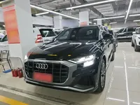 Audi Q8 2021 (93300 км)