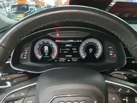 Audi Q8 2021 (93300 км)