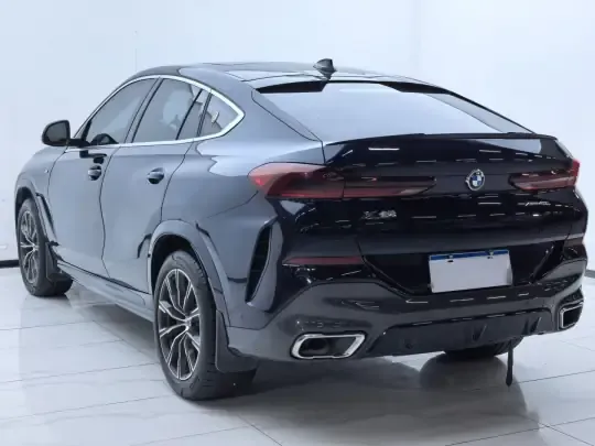 BMW X6 2021 (124800 км)