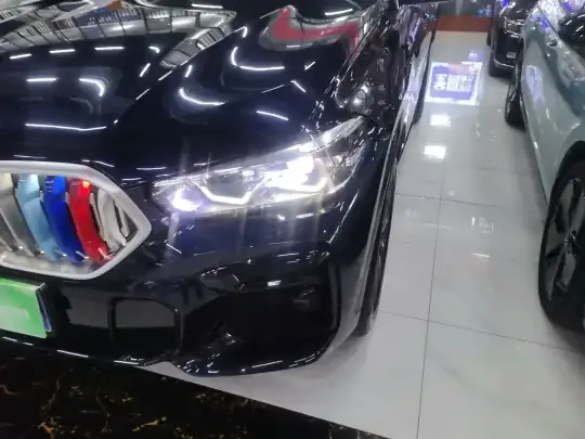 BMW X6 2021 (124800 км)