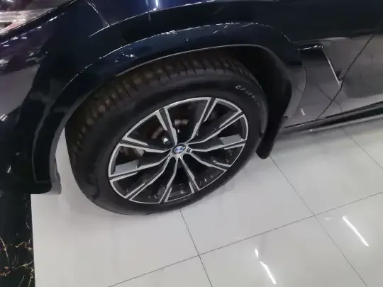BMW X6 2021 (124800 км)