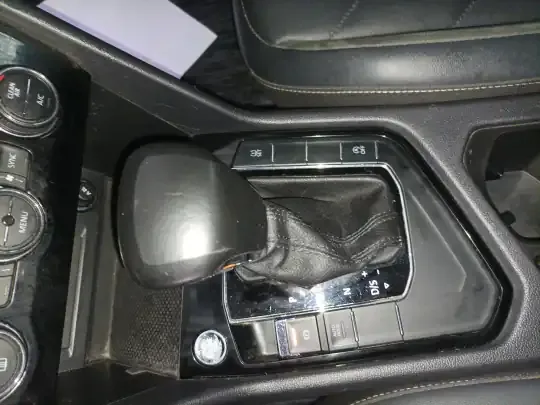 Volkswagen Tiguan L 2021 (90200 км)