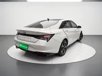 Hyundai Elantra 2021 (39600 км)
