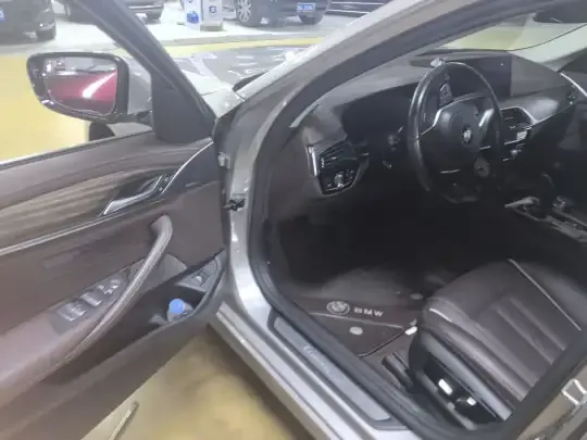 BMW 5 Series 2021 (95200 км)