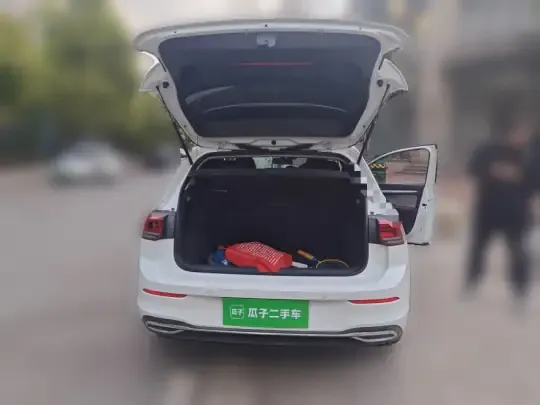 Volkswagen Golf 2021 (29500 км)