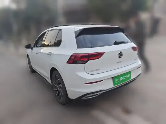 Volkswagen Golf 2021 (29500 км)
