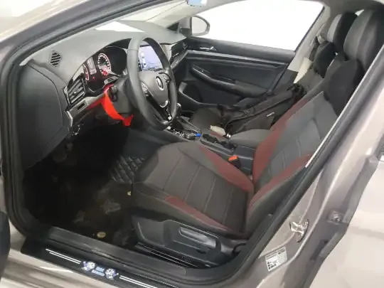 Volkswagen Bora 2021 (31900 км)