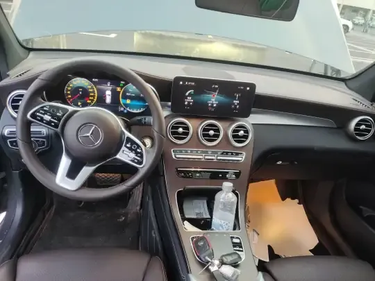 Mercedes-Benz GLC 2021 (65100 км)