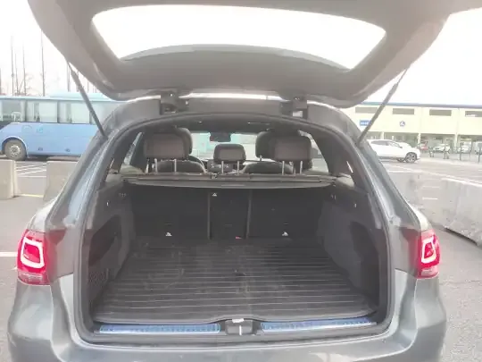 Mercedes-Benz GLC 2021 (65100 км)