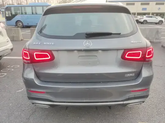 Mercedes-Benz GLC 2021 (65100 км)