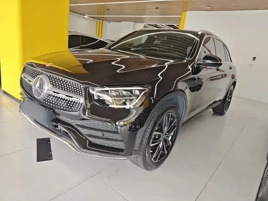 Mercedes-Benz GLC 2021 (27800 км)