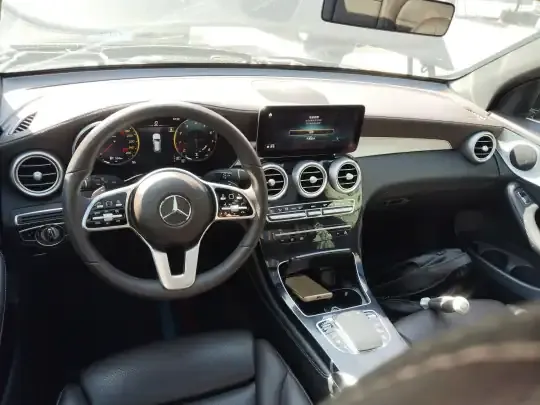 Mercedes-Benz GLC 2021 (143200 км)