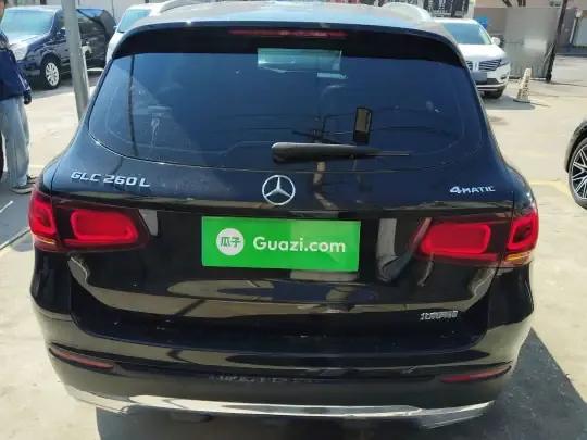 Mercedes-Benz GLC 2021 (143200 км)