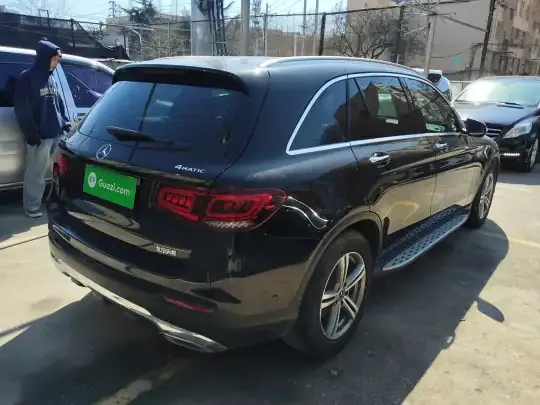 Mercedes-Benz GLC 2021 (143200 км)